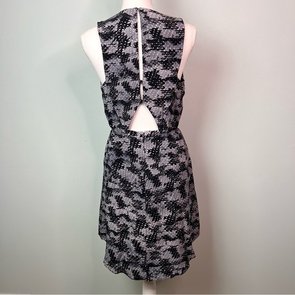 Rebecca Taylor Summer Storm Silk Sleeveless V-Neck Dress - Picture 11 of 15